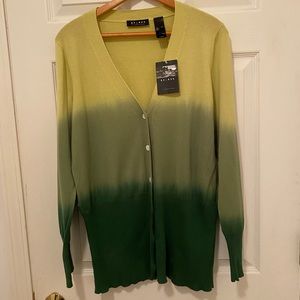 NWT Women's  Green Ombre Cardigan
Axcess -A Liz Claiborne Company